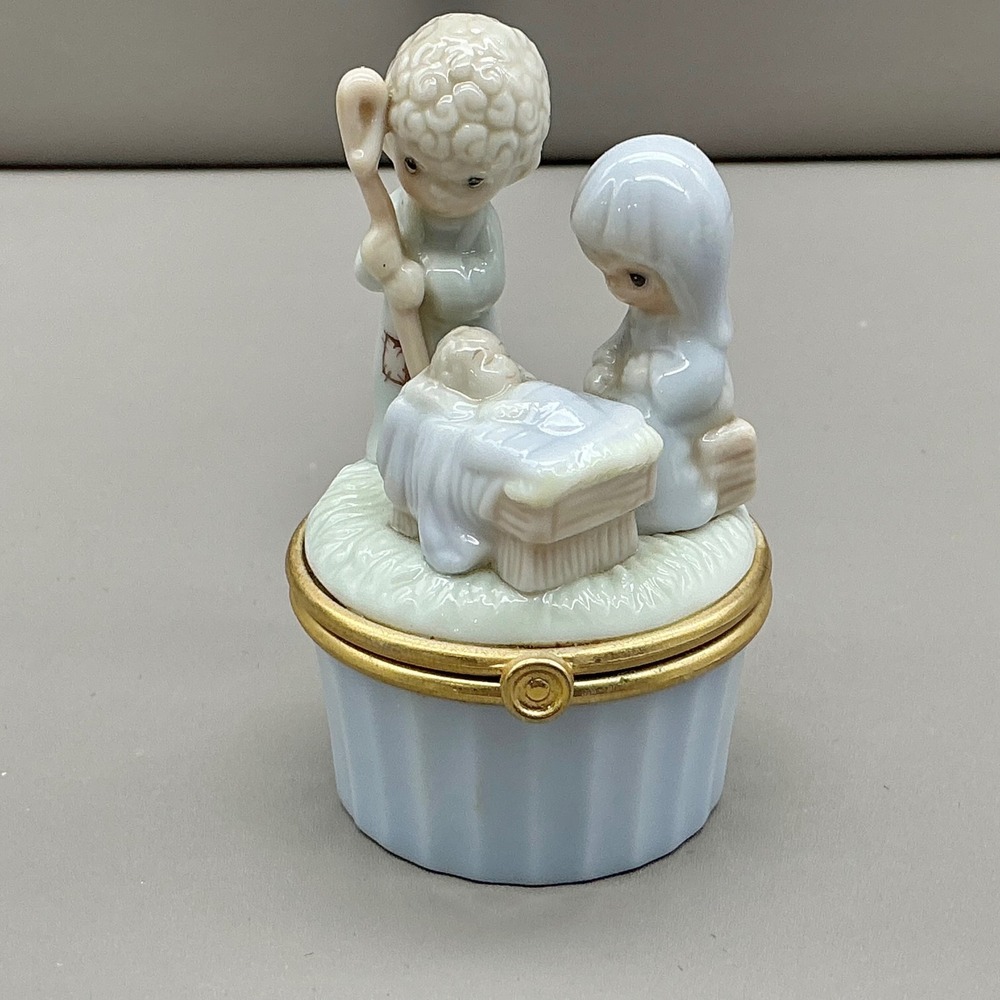 Precious Moments Nativity Trinket Box Holy Family Mary Joseph Baby Jesus 3.25"